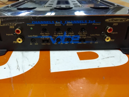 ขายแอมป์ LANZAR รุ่น vibe415 กำลังขับ 4 CHANNEL 600W ขายแอมป์ LANZAR รุ่น vibe415 กำลังขับ 4 CHANNEL 600W