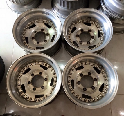 ขายล้อ CENTERLINE ข้อโซ่ 15x8.5 ลบ35 6 รูกระบะ ออฟลึก ประมูลจากญี่ปุ่น