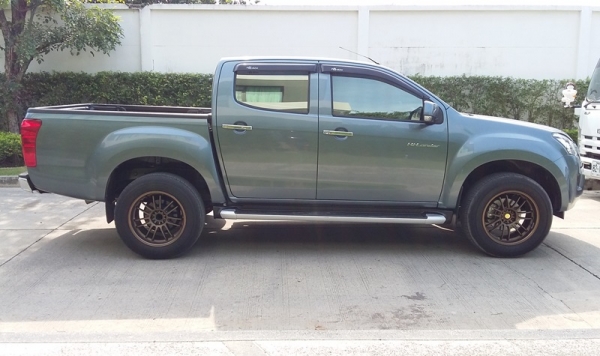 ยาง,265-60-18 Falken ZE912 ปลายปี14สภาพเต็มชุด 8500