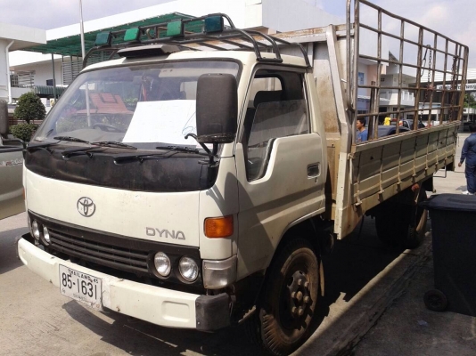 ขายรถบรรทุกหกล้อ Toyota BU211 เครื่อง 115 แรง ปี 41 กระบะช่วงยาว 4 เมตร ทะเบียนพร้อม