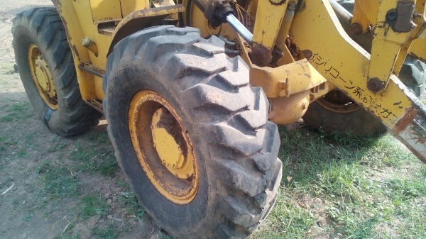 ขายรถตัก cat 922 เกียรทอร์ค ต่อแขน ขยายบุ้งกี้แล้ว 260,000 ต่อรองได้ พร้อมใช้งาน