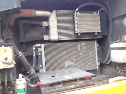 รถขุด Sumitomo SH200-5 นำเข้าจากญี่ปุ่น สนใจโทร. 080-6565422 (หนิง)