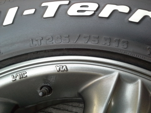 Max + BF All USA. 265/75/16 ปี14 สวยๆ 1ชุด