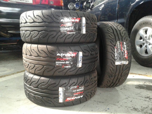 YOKOHAMA AR08R 205/50R16 ปี15 เส้นละ 5,800 บาท