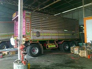 ขาย360 ปี53 ดั้มมิเนียม ลูก3 เพลา เดิมๆๆ และ MEGA 320 ปี51 ราคา 3150000