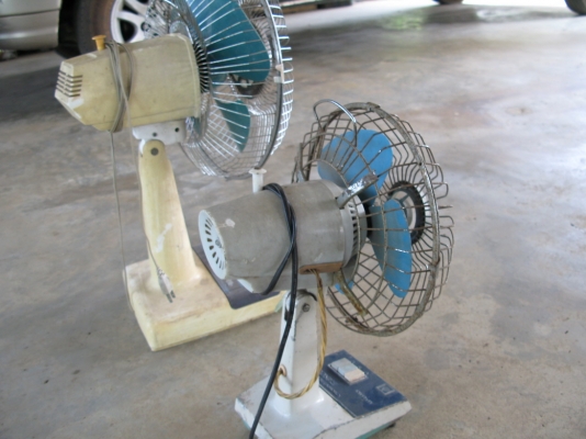 พัดลม ใบมีเนียม 2 speed