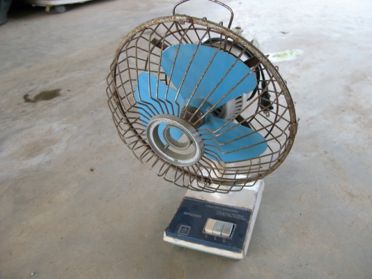 พัดลม ใบมีเนียม 2 speed