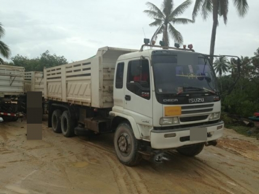 ขาย 18 ล้อดั๊ม ISUZU 270 แรงม้า ปี 49 กระบะสามมิตรแม่ลูก สนใจโทร 0819701072 ขาย 18 ล้อดั๊ม ISUZU 270 แรงม้า ปี 49 กระบะสามมิตรแม่ลูก สนใจโทร 0819701072