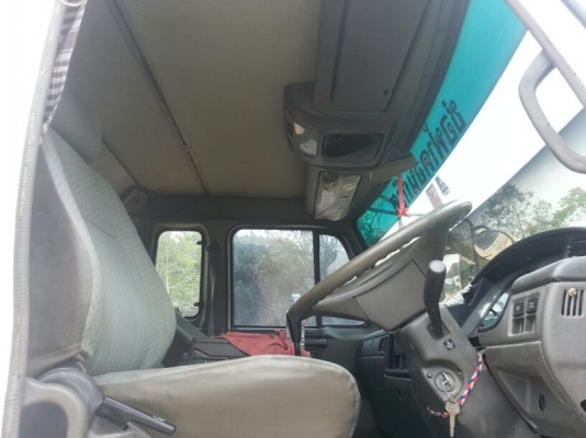 รถโม่ปูน 10 ล้อ