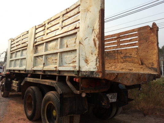 ขายด่วนไอ้หลงเทอร์โบ MITSUBISHI FN527MTF 3234สองเพลาดั้มสามิตรรอนเฉียง มีระบบลำโพงลากลูกสภาพพร้อมใช้รีบจอง โทร0801515451  0811838154