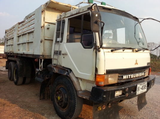 ขายด่วนไอ้หลงเทอร์โบ MITSUBISHI FN527MTF 3234สองเพลาดั้มสามิตรรอนเฉียง มีระบบลำโพงลากลูกสภาพพร้อมใช้รีบจอง โทร0801515451  0811838154