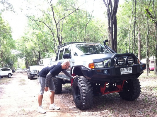 ขายเจ้ายักษ์ Ford Ranger เเต่งเเล้วครับ พร้อมขับได้เลย