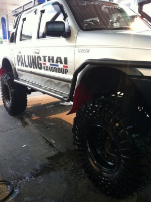 ขายเจ้ายักษ์ Ford Ranger เเต่งเเล้วครับ พร้อมขับได้เลย