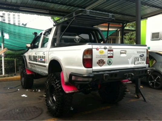 ขายเจ้ายักษ์ Ford Ranger เเต่งเเล้วครับ พร้อมขับได้เลย
