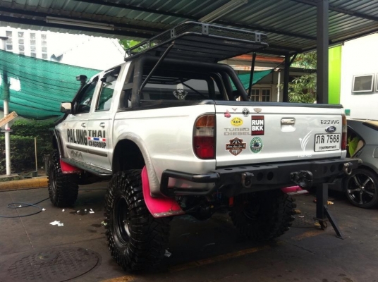 ขายเจ้ายักษ์ Ford Ranger เเต่งเเล้วครับ พร้อมขับได้เลย