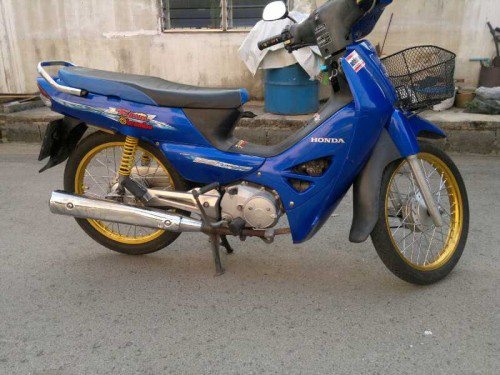 ขาย ฮอนด้า ดรีม 125 ปี 49 สตาร์ท มือ สีน้ำเงิน รถอยู่ สมุทรปราการ คับ 0827973589