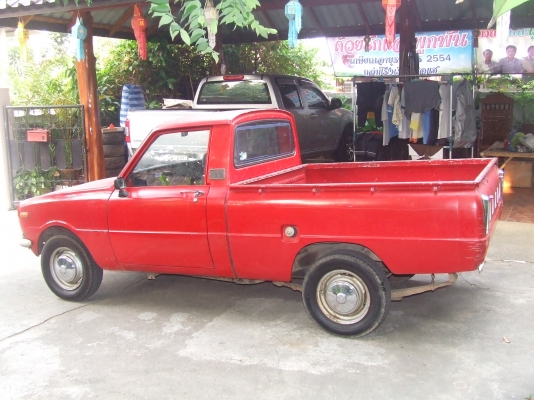 ขาย mazda 1000 เกียร์คอ กระจังหน้าอลูมิเนียม