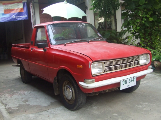 ขาย mazda 1000 เกียร์คอ กระจังหน้าอลูมิเนียม