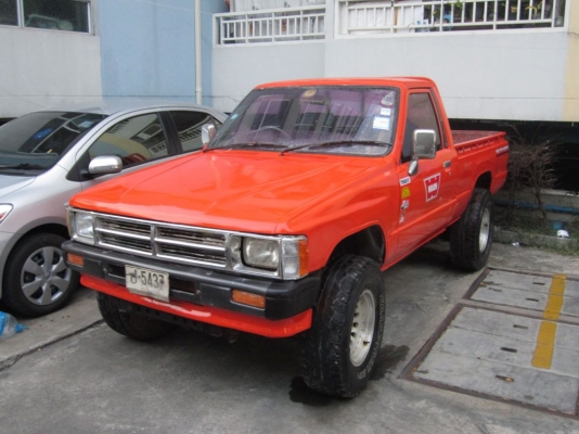 หล่อสุดๆToyota Hero(YN50)4ขอช่วงสั้นแท้สีใหม่ ยกสูงยาง31&rdquo; แรงจริงวิ่งดี ขอบอก ด่วนๆ กทม.