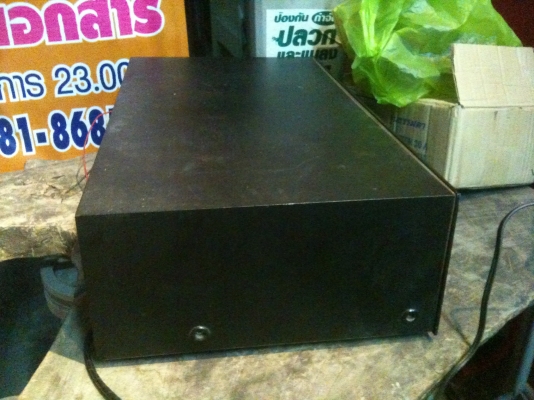 ขายแอมป์ขยาย พร้อม TUNER ในตัว BY ธานินทร์