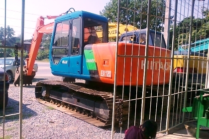 ขายด่วน..รถแบคโฮ HITACHI EX120-2 รถสวย ทรงดี พร้อมใช้ เก่าญี่ปุ่น มีใบอินวอยล์ จัดไฟแน๊นซ์ สบาย ๆ ราคาต่อรองได้อีก.