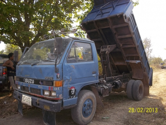 ขาย6ล้อดั้มNPR   59LU5FM   เครื่อง   110แรงพวงมาลัยเพาเวอร์