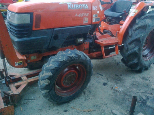 ขายรถไถ KUBOTA L4508 สภาพพร้อมใช้งานเดิมสวยๆ