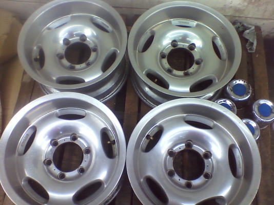 ล้อขอบ15 6รูใส่กระบะ 3900 สวยๆๆ ล้อขอบ15 6รูใส่กระบะ 3900 สวยๆๆ