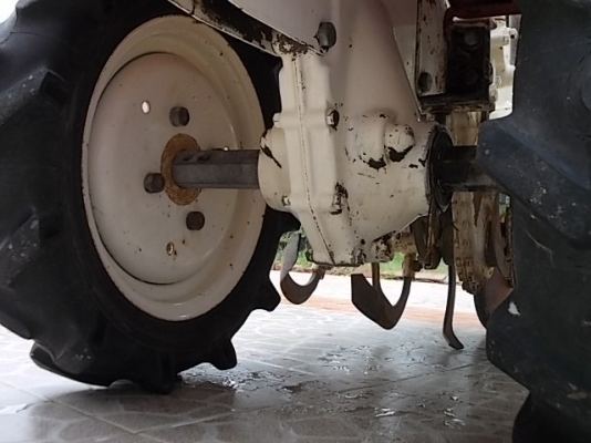 รหัส:12000718รถพรวนดินเดินตามใช้เครื่องเบนซินG45Tขนาด6.5PSโรตารี่กว้าง65cm.www.nihonmono.com