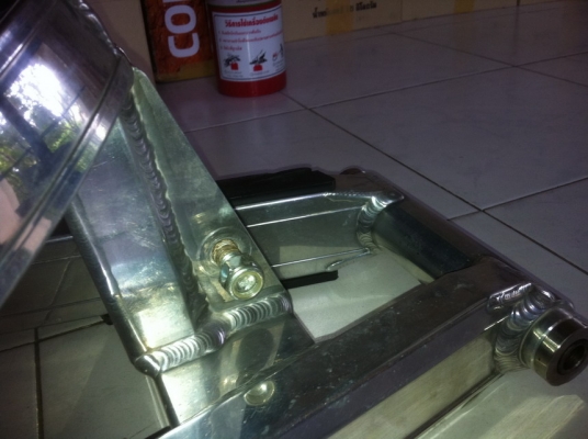 ขายสวิงอาร์มโอเวอร์ OVERแท้มือสองถูกๆ ขายสวิงอาร์มโอเวอร์ OVERแท้มือสองถูกๆ