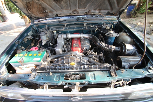 รถกระบะ Nissan Big M