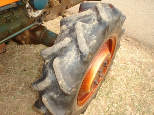 ขายไปให้ลุงเจนบ้านกันจุตำบลเดียวกันแล้วคร้าบ ขอบคุณพี่เสือและทีมงานครับ ขายไปให้ลุงเจนบ้านกันจุตำบลเดียวกันแล้วคร้าบ ขอบคุณพี่เสือและทีมงานครับ