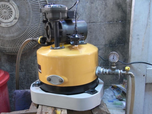 ขายปั้มน้ำ Mitsubishi 200 W สภาพสวย พร้อมใช้งาน รับประกันคุณภาพ ดูประวัติขายผมได้ครับ