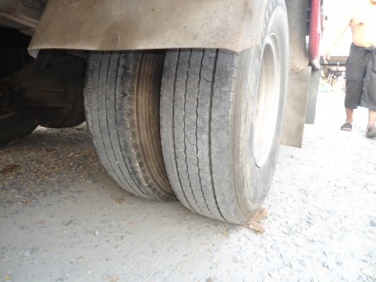 ขายรถบรรทุก อีซูซุ ฟอร์เวิร์ด ติดเครน