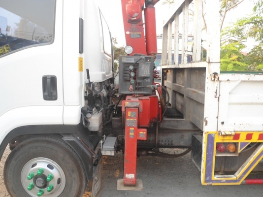 ขายรถบรรทุก อีซูซุ ฟอร์เวิร์ด ติดเครน