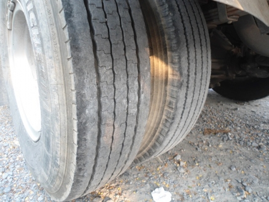 ขายรถบรรทุก อีซูซุ ฟอร์เวิร์ด ติดเครน