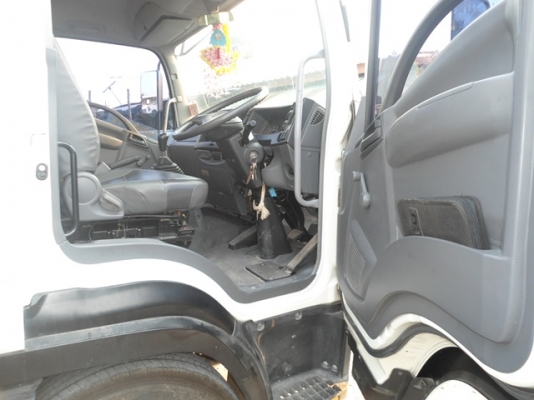 ขายรถบรรทุก อีซูซุ ฟอร์เวิร์ด ติดเครน