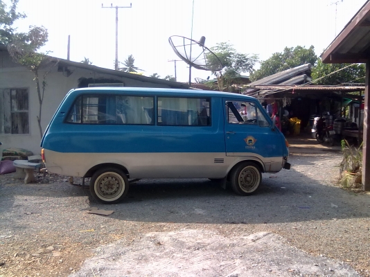 ขายด่วนครับ hiace rh11 2คัน 79000 ขายด่วนครับ hiace rh11 2คัน 79000