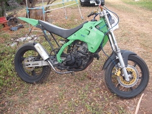 ขาย Kawasaki KDX 125 วางเครื่องโซนิค แต่งแนวโมตาด