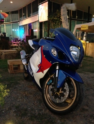yamaha yzf1000cc ของแต่งทั้งคัน สวยๆ