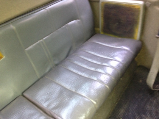 ISUZU TFR มังกรทอง SPACE CAB 2.5 MT ปี 37 เครื่องแห้งแรงดี ภายในเก๋งสวยครบพร้อม แอร์เย็น พวงมาลัยเพาเวอร์ ขับง่ายขับสบาย กระบะไม่มีผุ ช่วงล่างดีคัชซีสวยไม่ผุ ยางสภาพดี 70\% พร้อมใช้งาน เอกสารทะเบียนภาษีเต็มครบไม่มีขาดพร้อมโอน ราคาต่อรองได้ครับ