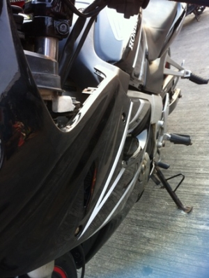 รูปเพียบCBR150CC.ภาษีถึง พ.ค56 สีสวยมากรถปี 45 รถกรุงเทพ