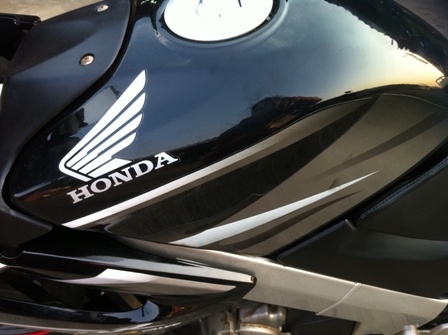 รูปเพียบCBR150CC.ภาษีถึง พ.ค56 สีสวยมากรถปี 45 รถกรุงเทพ