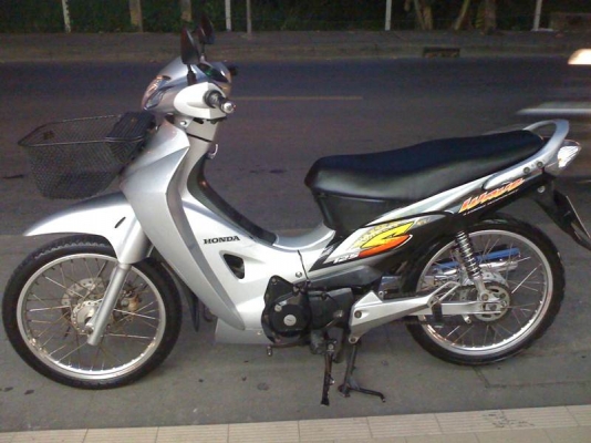 wave 125  &ldquo;สตาร์ทมือ&rdquo; สวยๆ เดิมๆ ! ด่วนครับ