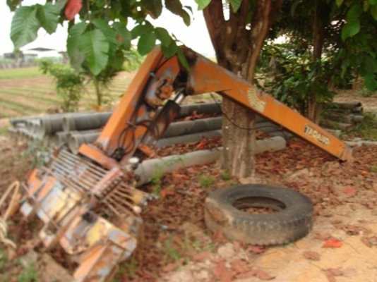 เครน 3 ตัน 3 ปลอก ยี่ห้อ TADANO