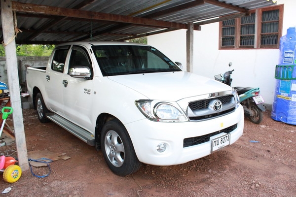 ขาย วีโก้ 2.7 เบนซิน 4 ประตู เกียร์ธรรมดา