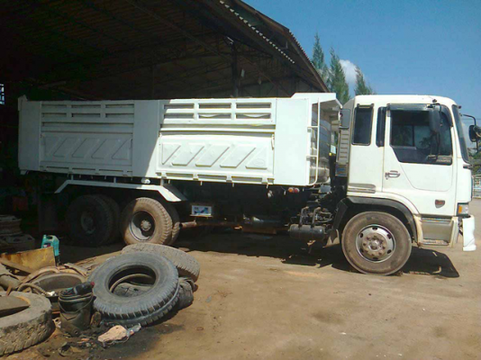 10 ล้อดั้ม2เพลา หัวเปอร์เซีย HINO FM1M เครื่อง 240 แรง สวยพร้อมใช้