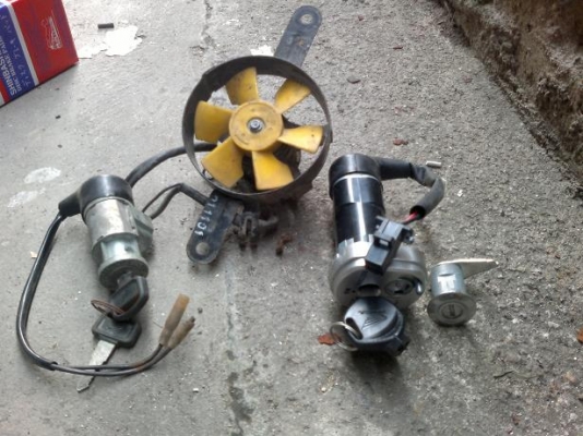 ขายสวิงกุญแจตัวล็อก2ชั้นแท้ศูนครับ เหมารวม 450ครับ รวมส่ง