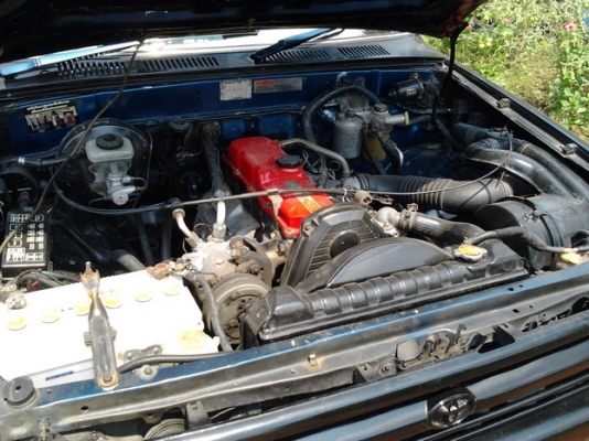 TOYOTA HILUX MIGHTY-X EXTRA CAB 2.5 MT ปี 94 รถสวยสภาพดีพร้อมใช้งานไม่เคยมีอุบัติเหตุหนัก ชุดแต่งล้อแม็กมีให้ครบพร้อม เครื่องดีเดิมไม่มีเยิ้ม ภายในเก๋งคอนโซลภายในสวยครบ แอร์เย็น กระบะไม่มีผุ ช่วงล่างนุ่มขับง่ายคล่องตัว คัชซีสวยมากไม่มีผุครับ ยางสภาพดี 4 เ TOYOTA HILUX MIGHTY-X EXTRA CAB 2.5 MT ปี 94 รถสวยสภาพดีพร้อมใช้งานไม่เคยมีอุบัติเหตุหนัก ชุดแต่งล้อแม็กมีให้ครบพร้อม เครื่องดีเดิมไม่มีเยิ้ม ภายในเก๋งคอนโซลภายในสวยครบ แอร์เย็น กระบะไม่มีผุ ช่วงล่างนุ่มขับง่ายคล่องตัว คัชซีสวยมากไม่มีผุครับ ยางสภาพดี 4 เ