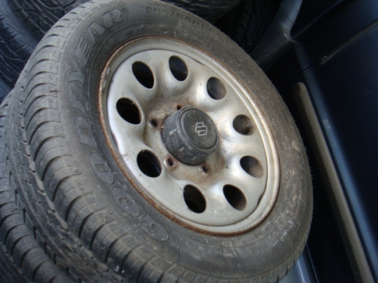 ขายล้อกระทะ+ยาง ถอดจาก SUZUKI VITARA